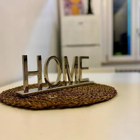 Comfortable -renovated Flat Apartmán